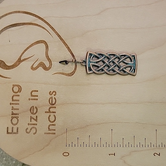 WELSH KNOT WEAVE DROP EARRINGS - Picture 5 of 7